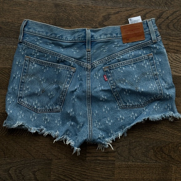 Levi’s stitched jean shorts - Picture 2 of 2